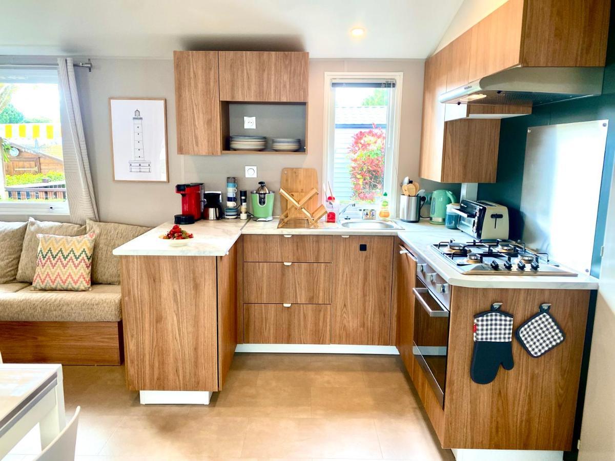 Mobil Home Excellence 6 Personnes Au Camping Mer Et Soleil, Saint George D'Oleron Les Sables Vignier Ngoại thất bức ảnh